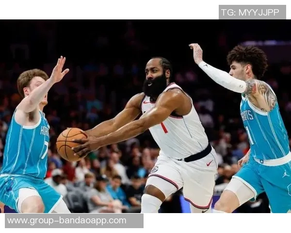 周一竞彩篮球焦点对决哈登主场迎战黄蜂或创个人里程碑