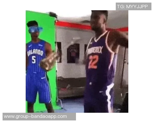 尊重与荣耀开拓者主场为杜兰特热烈鼓掌KD深情回馈致敬