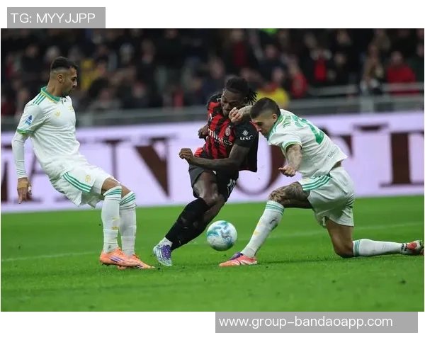 米兰迎来挑战连续三轮未胜即将客战蓝黑双雄与罗马争锋