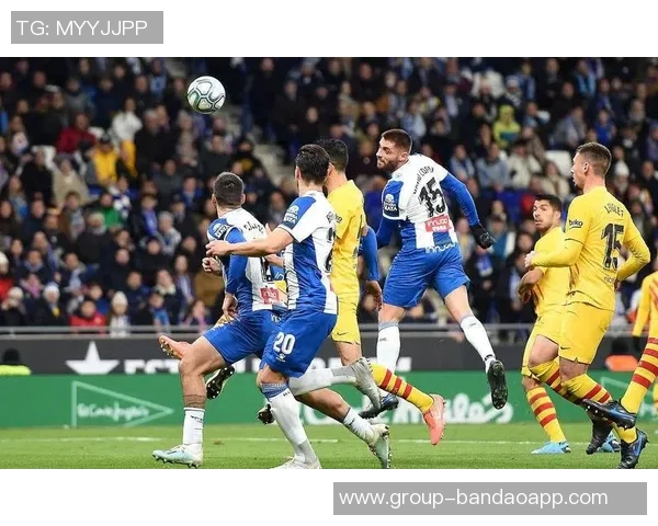 莱万特战绩不佳官方宣布解雇主教练朱利安卡莱罗