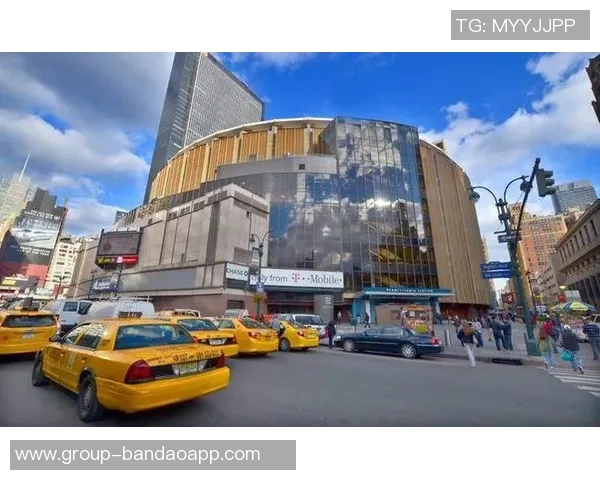 黄蜂主场光谱中心完成1400座位扩建全新座椅焕然一新 黄蜂主场光谱中心完成1400座位扩建全新座椅焕然一新